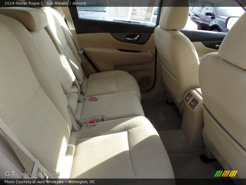 Gun Metallic / Almond 2014 Nissan Rogue S