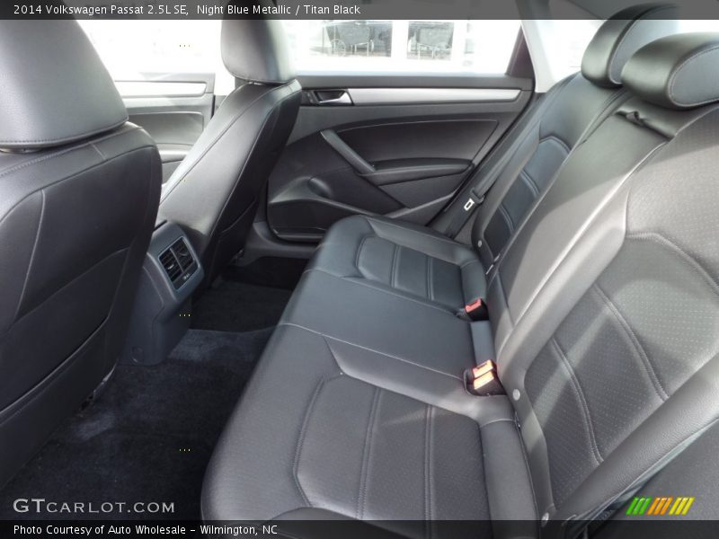 Night Blue Metallic / Titan Black 2014 Volkswagen Passat 2.5L SE