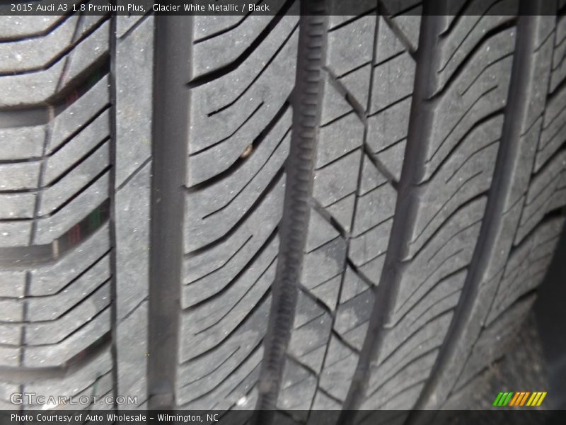 Glacier White Metallic / Black 2015 Audi A3 1.8 Premium Plus