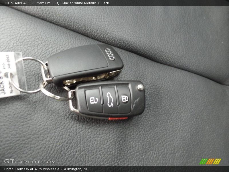 Glacier White Metallic / Black 2015 Audi A3 1.8 Premium Plus