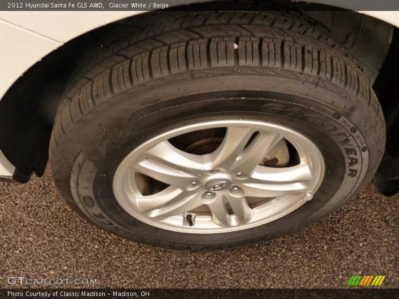 Glacier White / Beige 2012 Hyundai Santa Fe GLS AWD