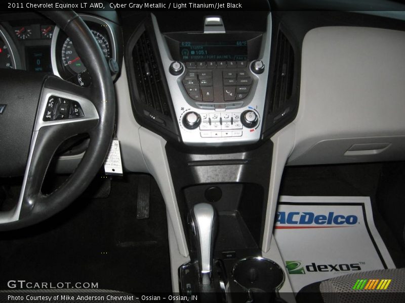 Cyber Gray Metallic / Light Titanium/Jet Black 2011 Chevrolet Equinox LT AWD