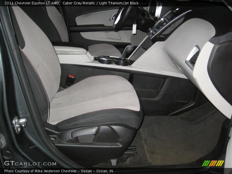 Cyber Gray Metallic / Light Titanium/Jet Black 2011 Chevrolet Equinox LT AWD