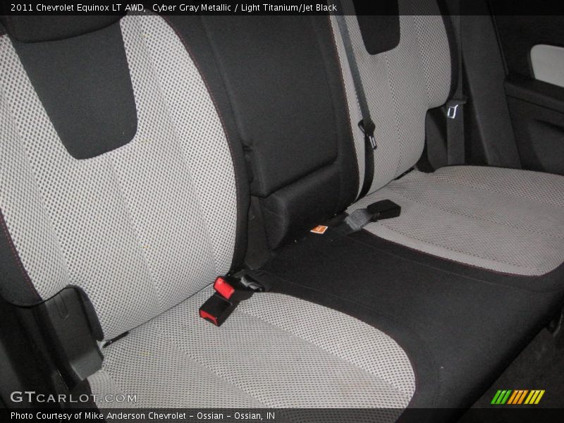 Cyber Gray Metallic / Light Titanium/Jet Black 2011 Chevrolet Equinox LT AWD