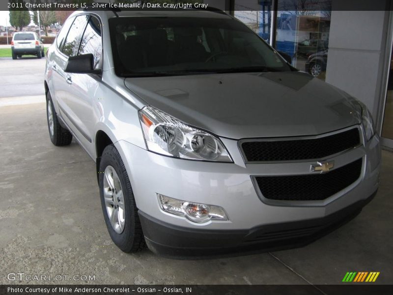 Silver Ice Metallic / Dark Gray/Light Gray 2011 Chevrolet Traverse LS