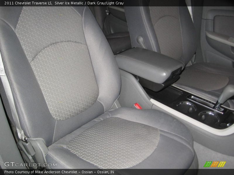 Silver Ice Metallic / Dark Gray/Light Gray 2011 Chevrolet Traverse LS