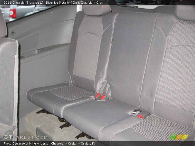 Silver Ice Metallic / Dark Gray/Light Gray 2011 Chevrolet Traverse LS