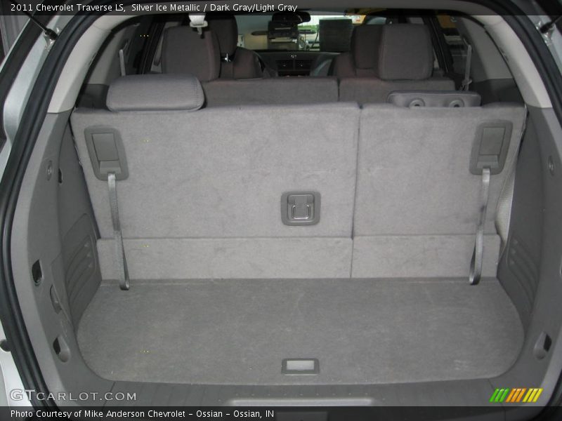 Silver Ice Metallic / Dark Gray/Light Gray 2011 Chevrolet Traverse LS