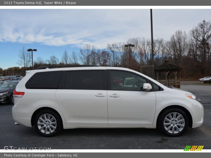 Super White / Bisque 2013 Toyota Sienna XLE