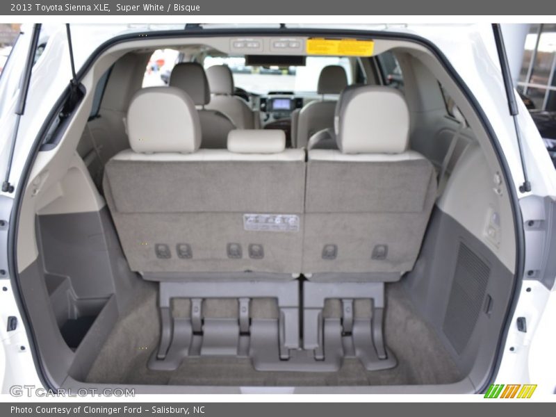 Super White / Bisque 2013 Toyota Sienna XLE