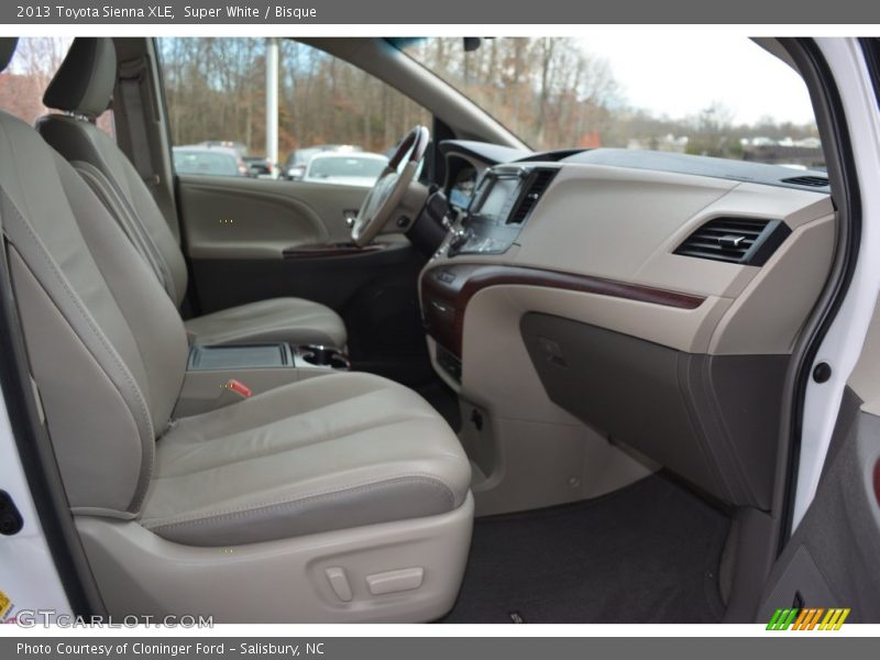 Super White / Bisque 2013 Toyota Sienna XLE