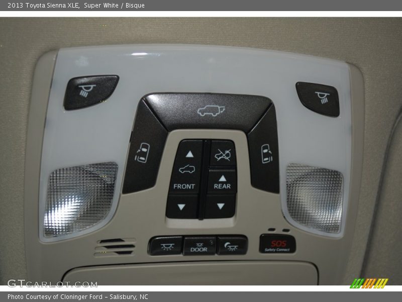 Super White / Bisque 2013 Toyota Sienna XLE