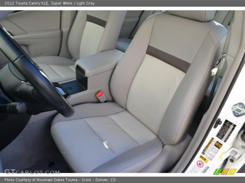 Super White / Light Gray 2012 Toyota Camry XLE