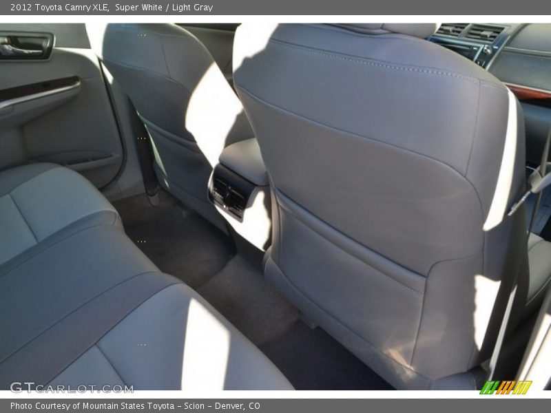 Super White / Light Gray 2012 Toyota Camry XLE