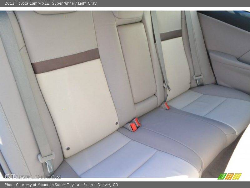 Super White / Light Gray 2012 Toyota Camry XLE