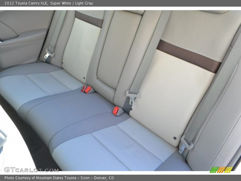 Super White / Light Gray 2012 Toyota Camry XLE