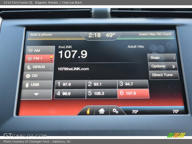 Magnetic Metallic / Charcoal Black 2016 Ford Fusion SE