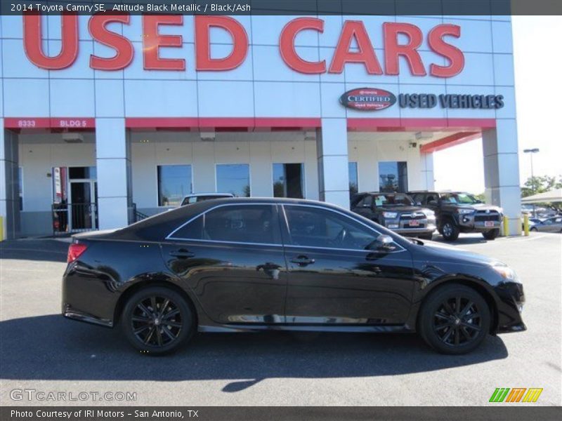 Attitude Black Metallic / Black/Ash 2014 Toyota Camry SE