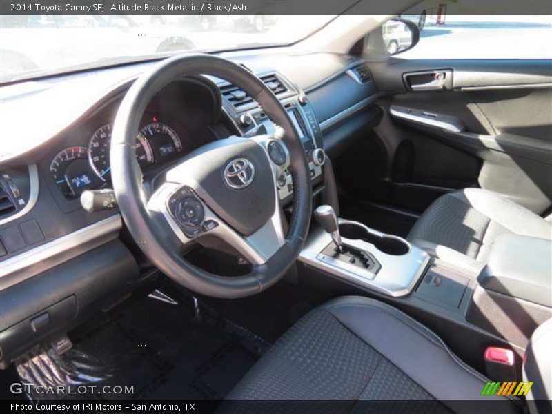 Attitude Black Metallic / Black/Ash 2014 Toyota Camry SE