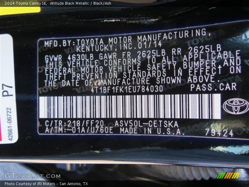 Attitude Black Metallic / Black/Ash 2014 Toyota Camry SE