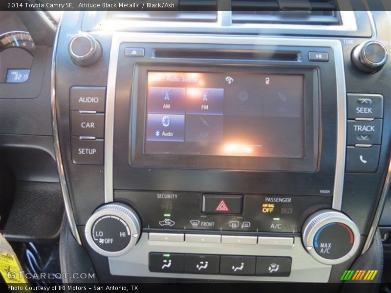 Attitude Black Metallic / Black/Ash 2014 Toyota Camry SE