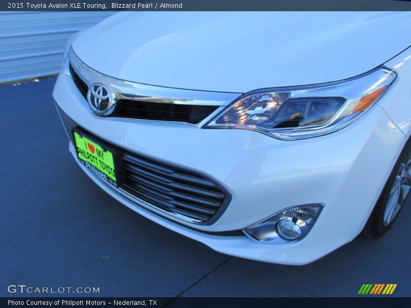 Blizzard Pearl / Almond 2015 Toyota Avalon XLE Touring