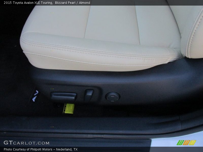 Blizzard Pearl / Almond 2015 Toyota Avalon XLE Touring