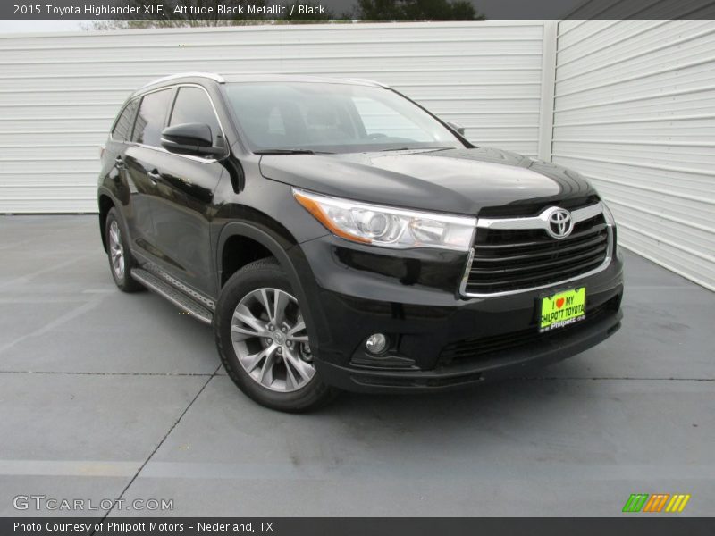 Attitude Black Metallic / Black 2015 Toyota Highlander XLE