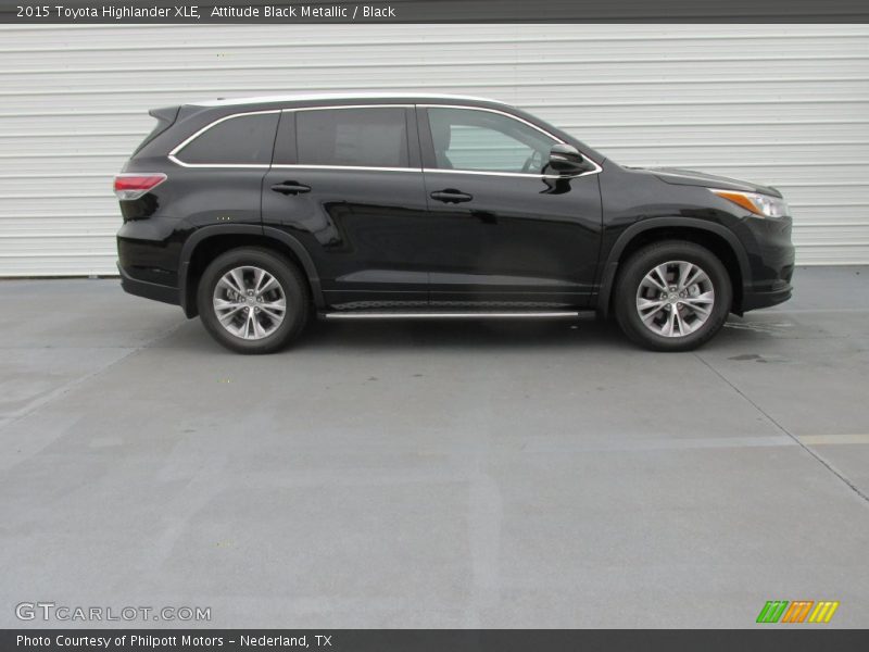 Attitude Black Metallic / Black 2015 Toyota Highlander XLE