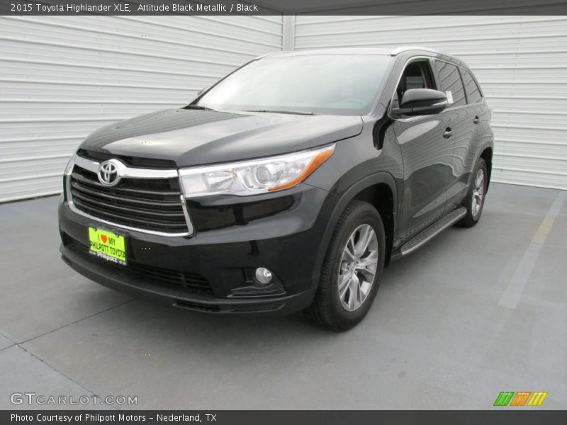 Attitude Black Metallic / Black 2015 Toyota Highlander XLE
