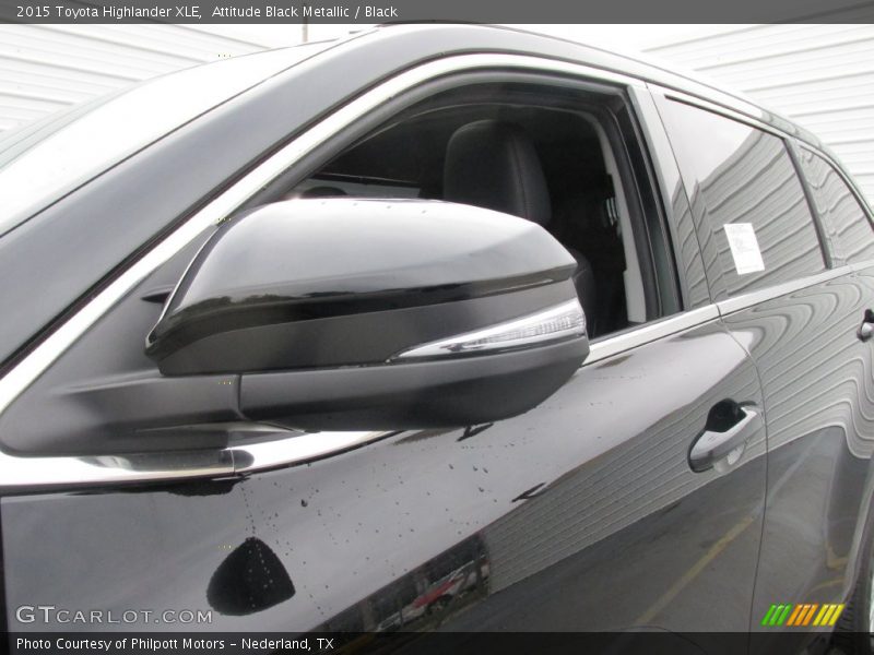 Attitude Black Metallic / Black 2015 Toyota Highlander XLE