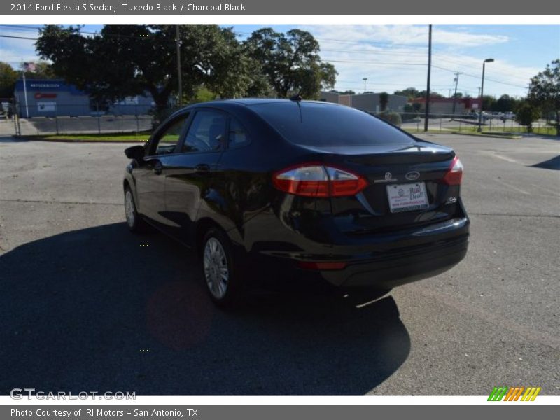 Tuxedo Black / Charcoal Black 2014 Ford Fiesta S Sedan