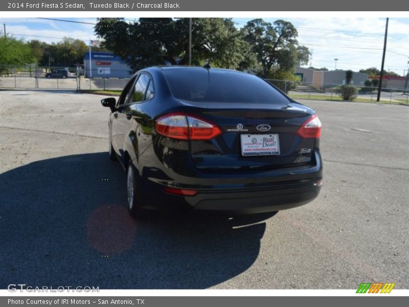 Tuxedo Black / Charcoal Black 2014 Ford Fiesta S Sedan