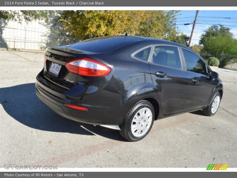 Tuxedo Black / Charcoal Black 2014 Ford Fiesta S Sedan