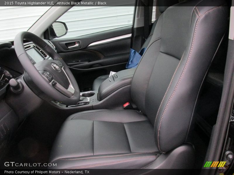 Attitude Black Metallic / Black 2015 Toyota Highlander XLE