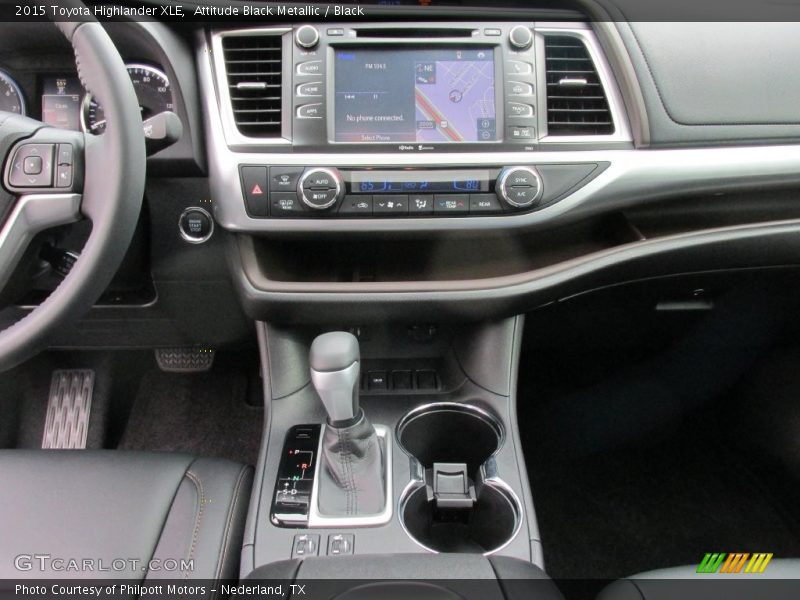 Attitude Black Metallic / Black 2015 Toyota Highlander XLE