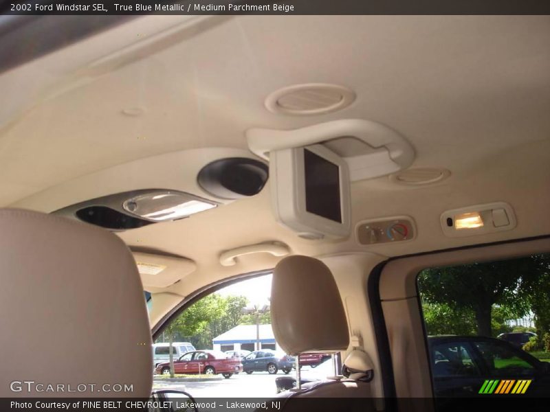 True Blue Metallic / Medium Parchment Beige 2002 Ford Windstar SEL