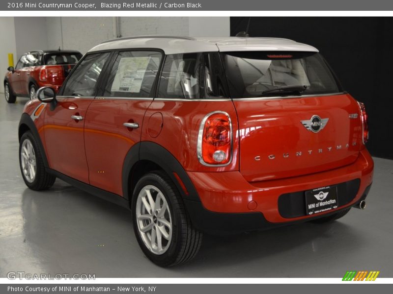 Blazing Red Metallic / Carbon Black 2016 Mini Countryman Cooper
