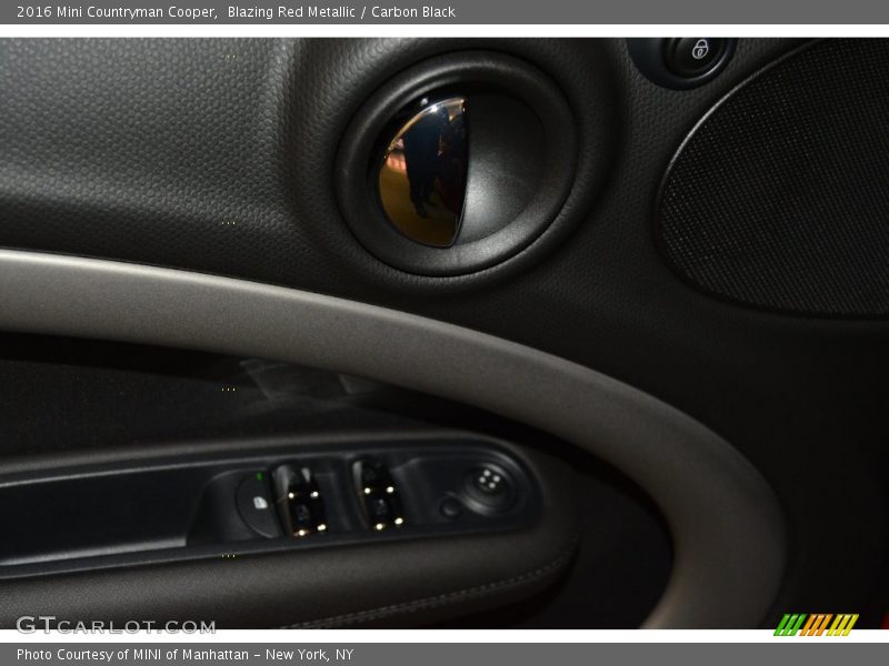 Blazing Red Metallic / Carbon Black 2016 Mini Countryman Cooper