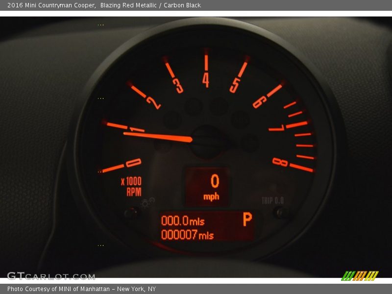 Blazing Red Metallic / Carbon Black 2016 Mini Countryman Cooper