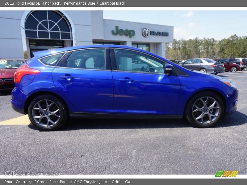 Performance Blue / Charcoal Black 2013 Ford Focus SE Hatchback