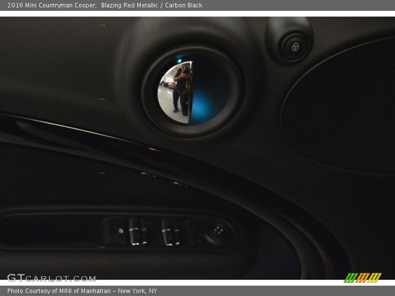 Blazing Red Metallic / Carbon Black 2016 Mini Countryman Cooper