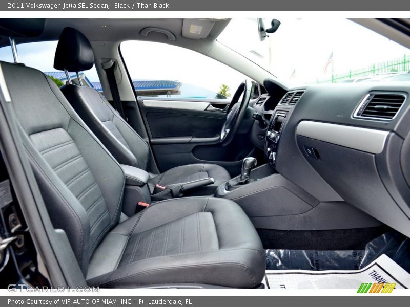 Black / Titan Black 2011 Volkswagen Jetta SEL Sedan