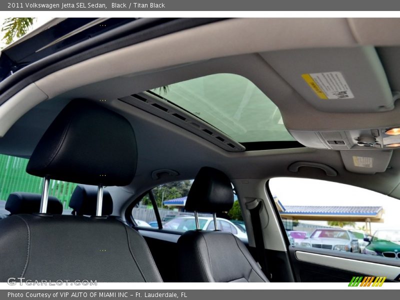 Black / Titan Black 2011 Volkswagen Jetta SEL Sedan