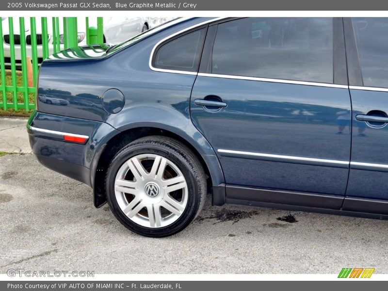Blue Graphite Metallic / Grey 2005 Volkswagen Passat GLX Sedan