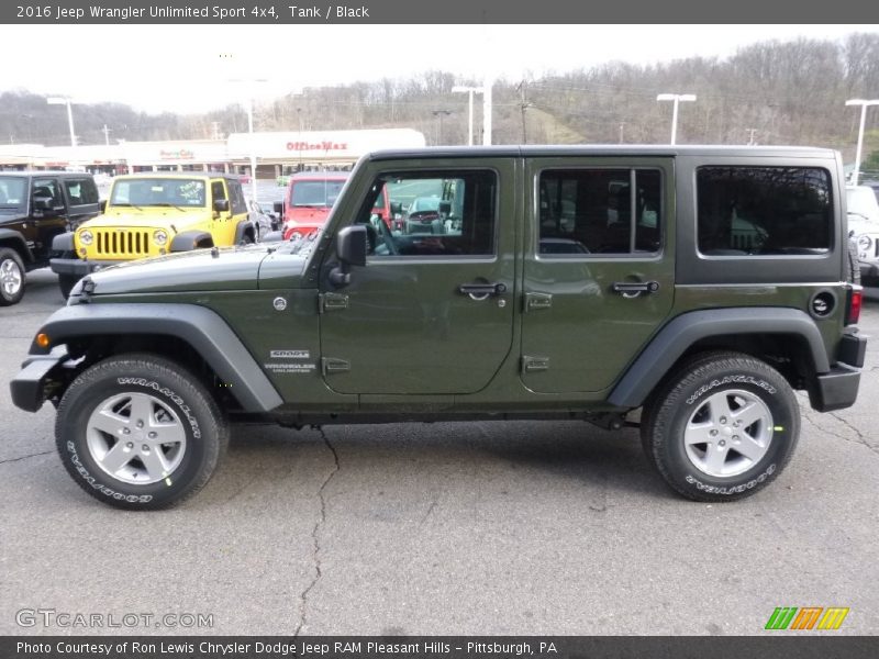 Tank / Black 2016 Jeep Wrangler Unlimited Sport 4x4