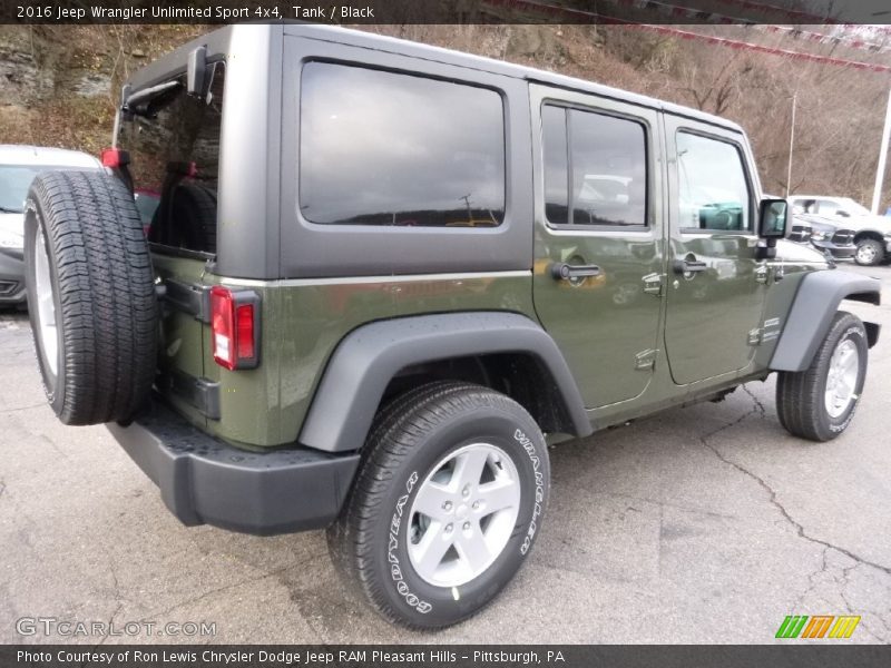 Tank / Black 2016 Jeep Wrangler Unlimited Sport 4x4