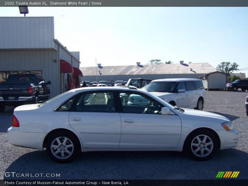 Diamond White Pearl / Stone 2002 Toyota Avalon XL