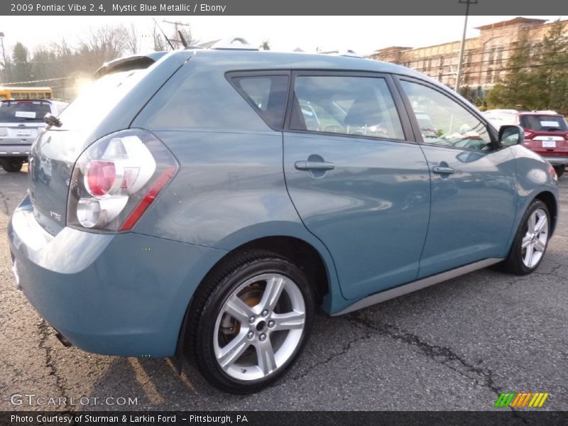 Mystic Blue Metallic / Ebony 2009 Pontiac Vibe 2.4