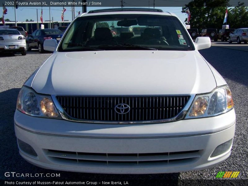 Diamond White Pearl / Stone 2002 Toyota Avalon XL